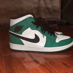 Jordan 1 retros